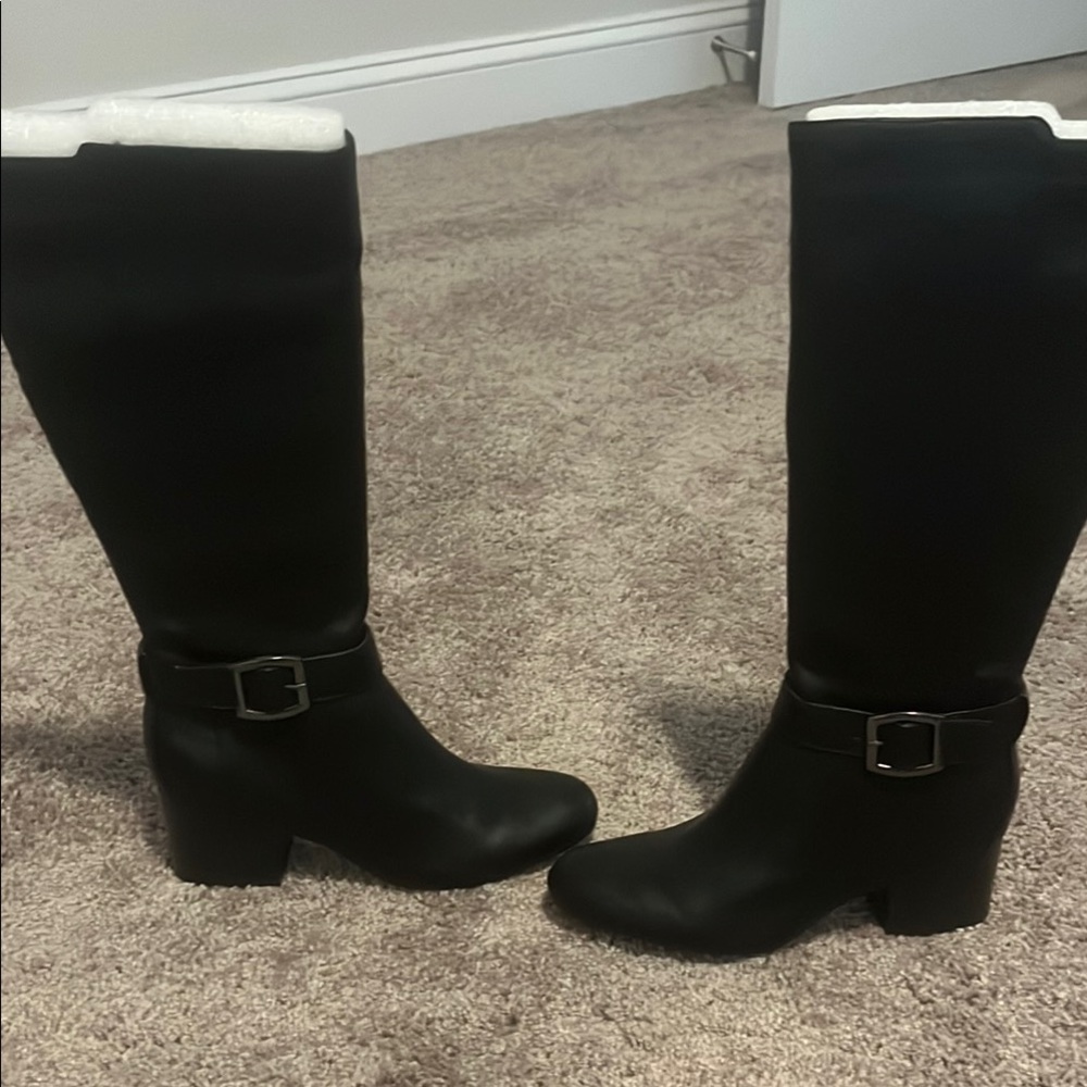 AEROSOLES Black Heeled Boots with Chunky Block Heels